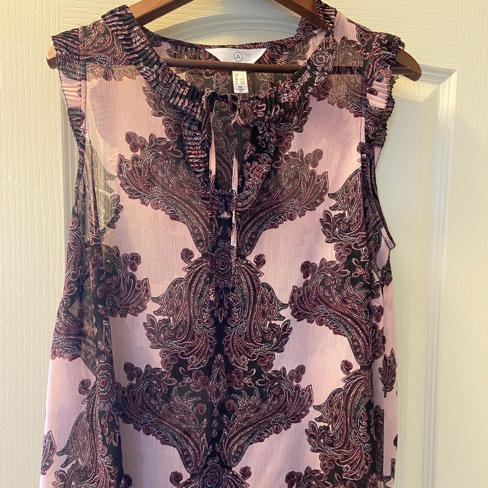 Additionelle sleeveless blouse size 1X